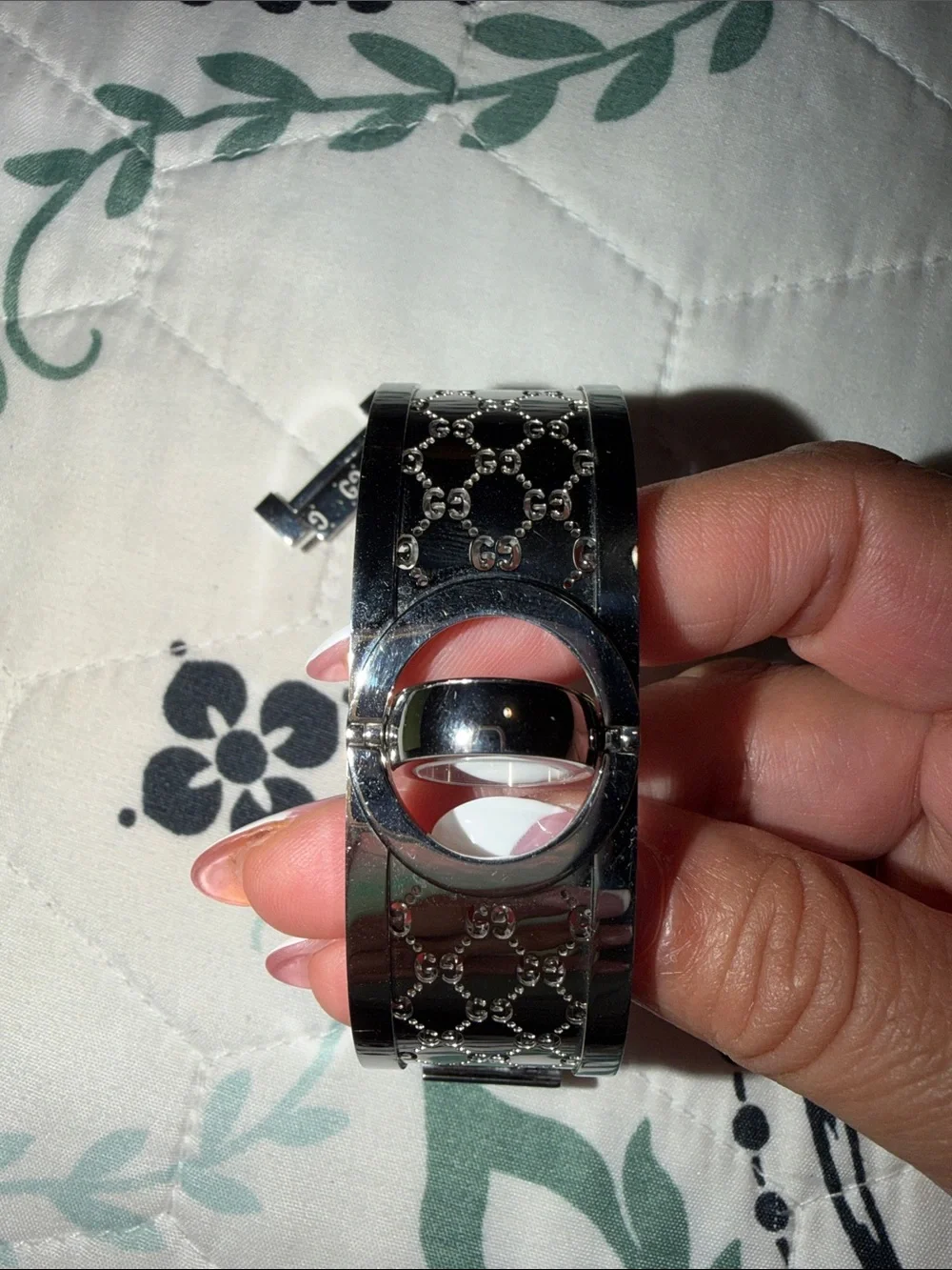 Gucci Silver Logo Bangle Smart Bracelet